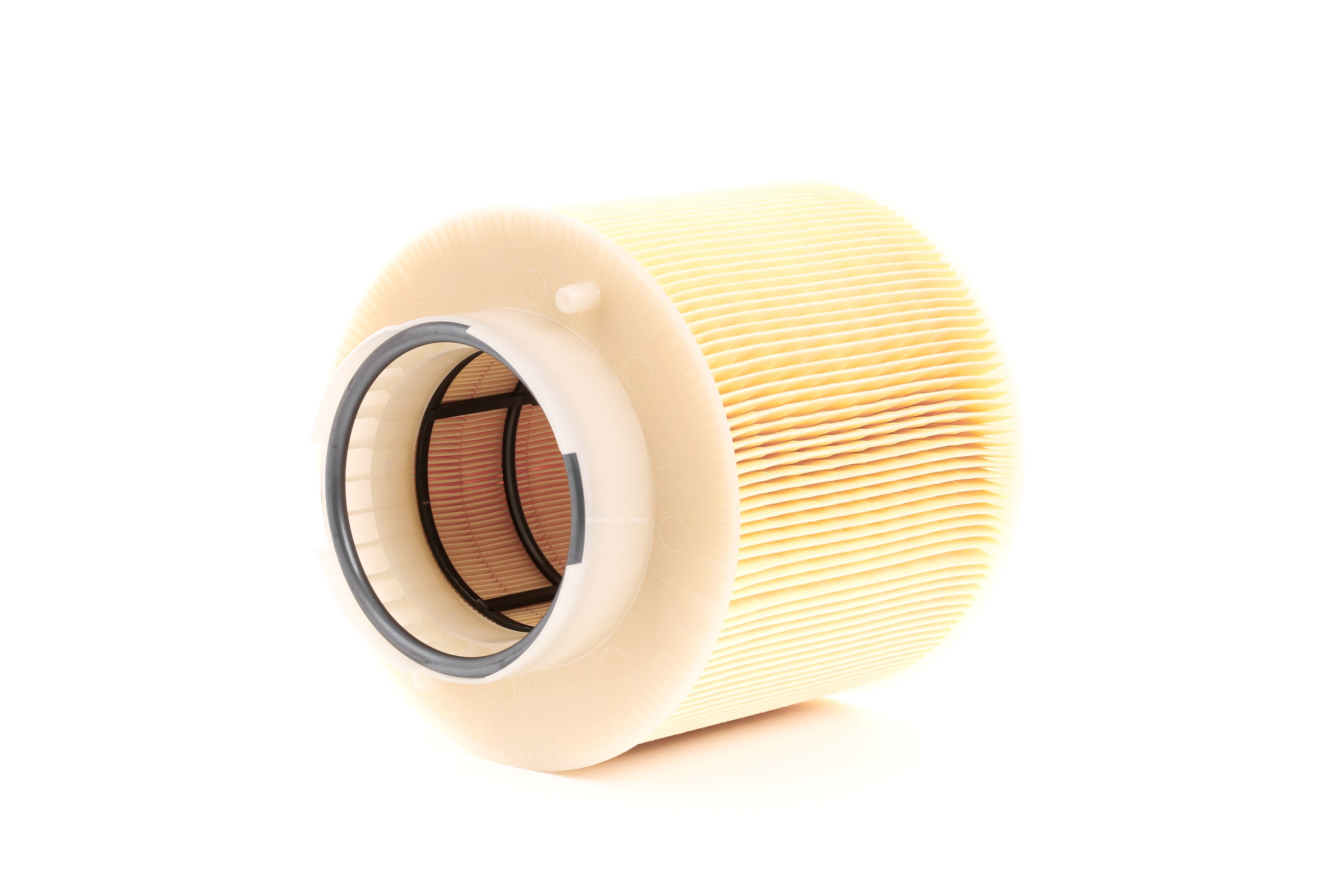 MANN-FILTER Ilmansuodatin AUDI C 17 137 x