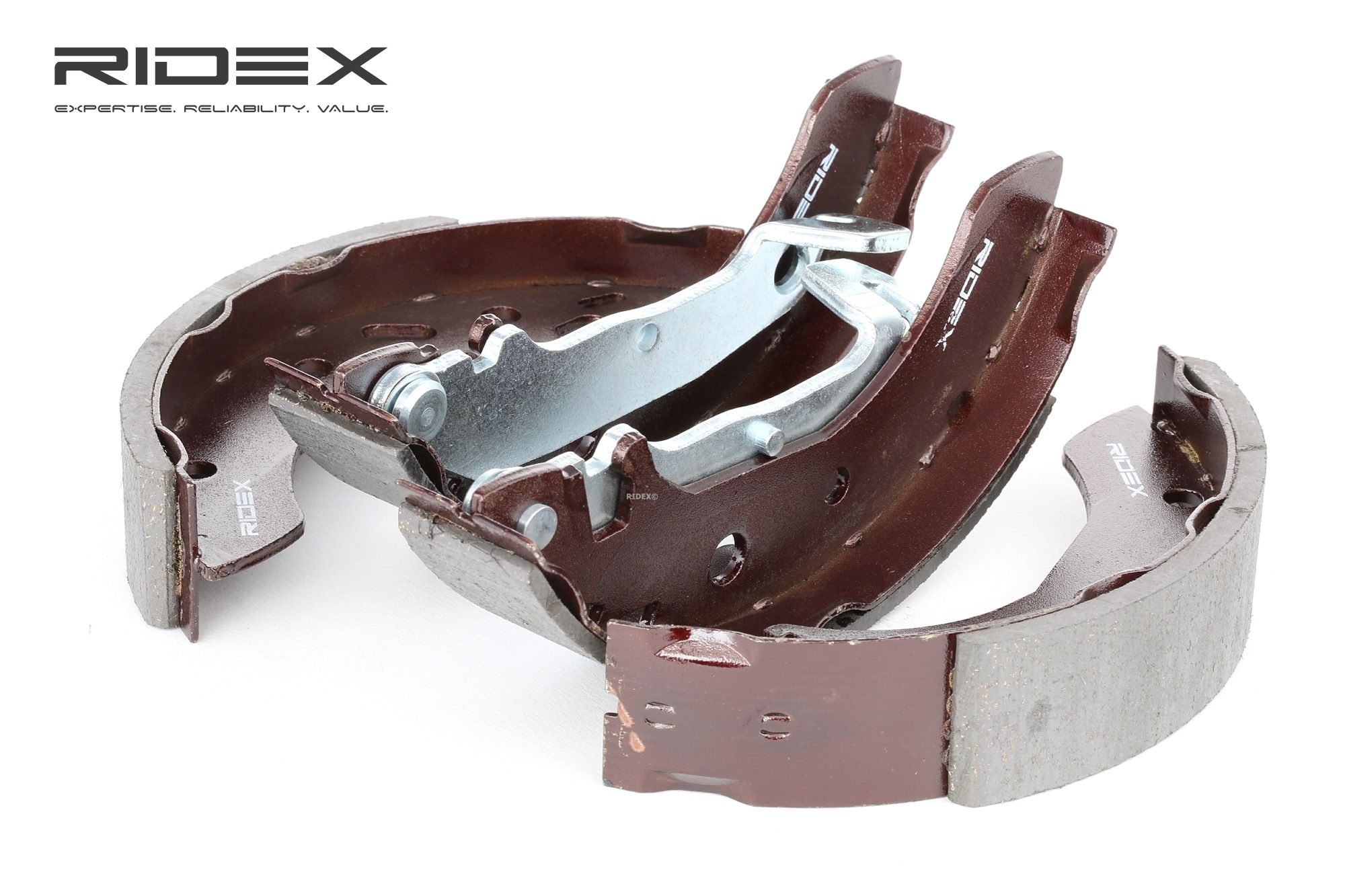 RIDEX Jarrukengät FORD,MAZDA 70B0006 1005960,1005970,1059500 Jarrukenkäsarja 1101838,1104127,1104128,1104130,1316961,1473068,95AB2200AA,96FB2200AA
