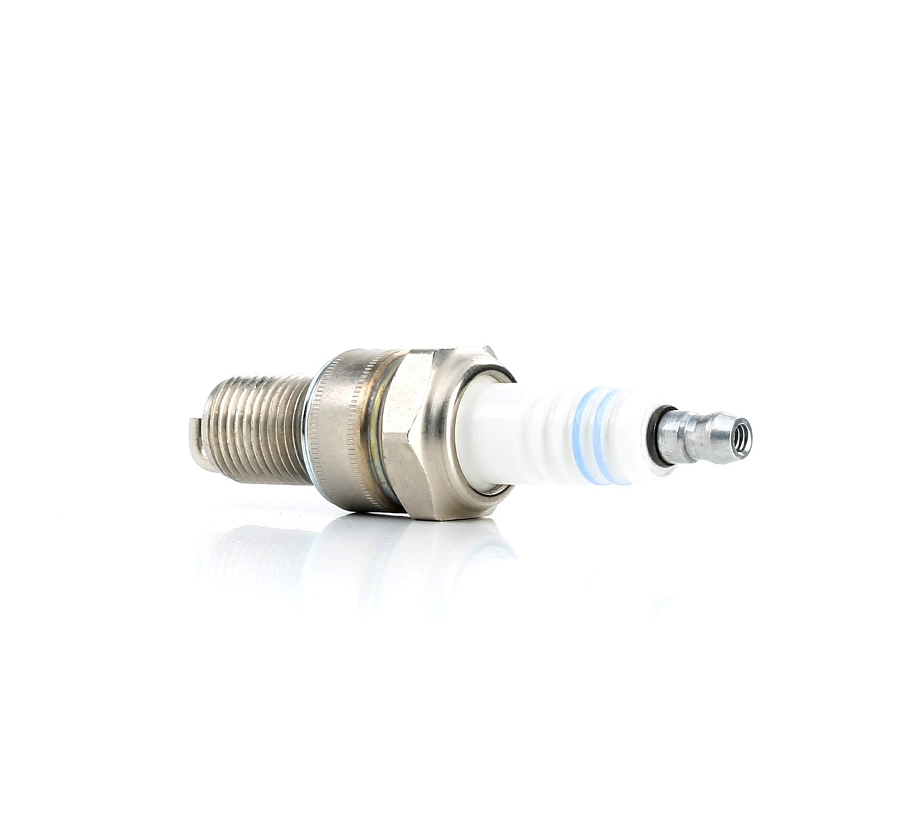 BOSCH Sytytystulpat VW,RENAULT,FIAT 0 241 229 715 12121262360,12121262361,12121263070 Tulpat,Sytytystulppa 12121276283,12121279526,12129056446,596273