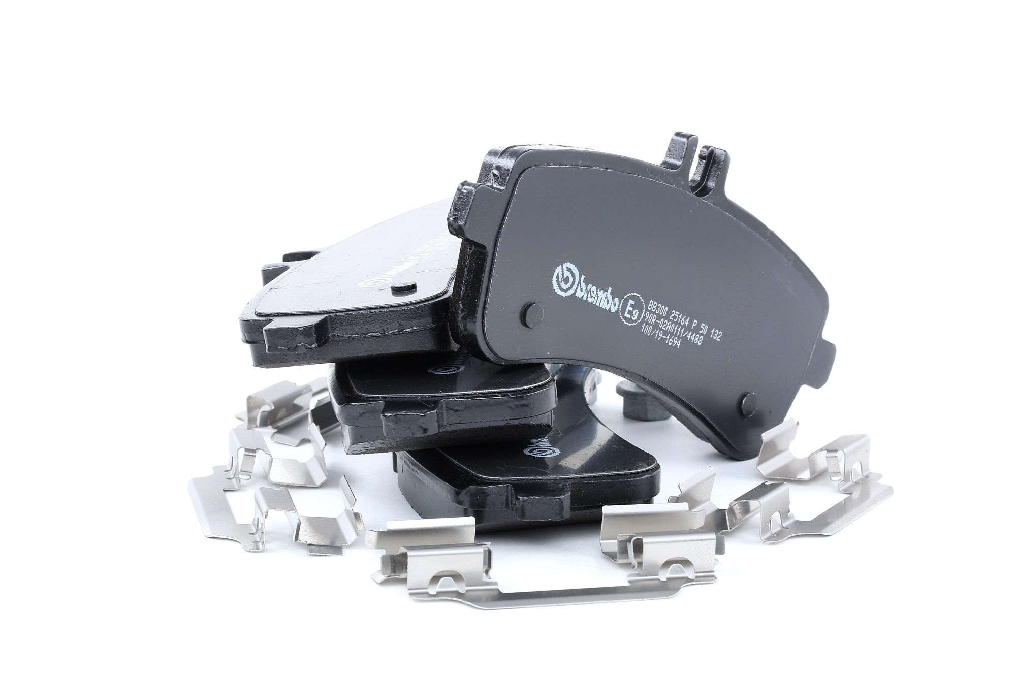 BREMBO Jarrupalat MERCEDES-BENZ P 50 132 0004203700,0004204004,0004205802 Jarrupalasarja,Jarrupala, Levyjarru 0004209202,0064206920,0064209020