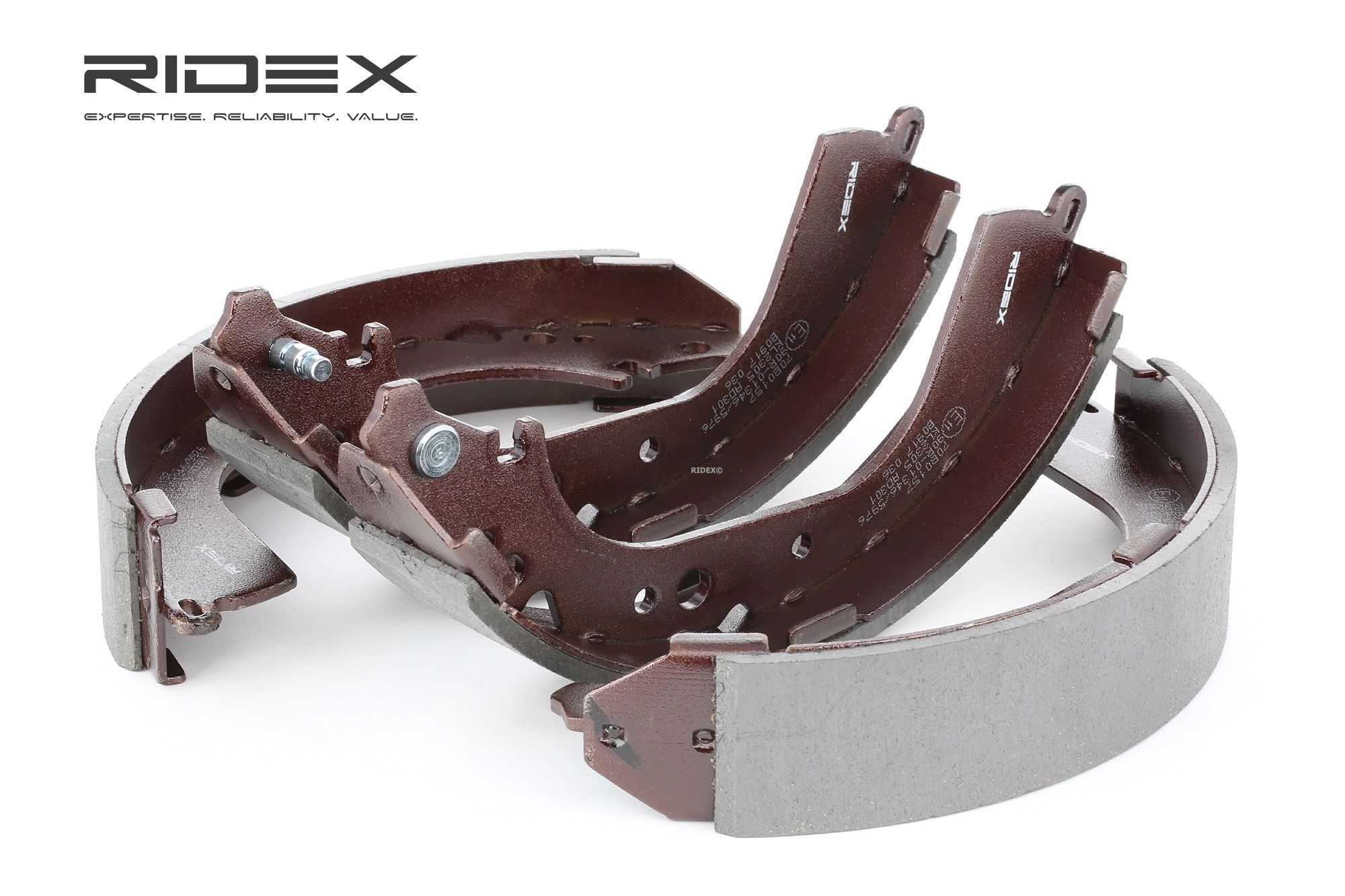 RIDEX Jarrukengät VW,TOYOTA,VOLVO 70B0157 0449526050,0449526051,0449526060 Jarrukenkäsarja 0449526061,0449526100,0449534010,0449535150,0449535151