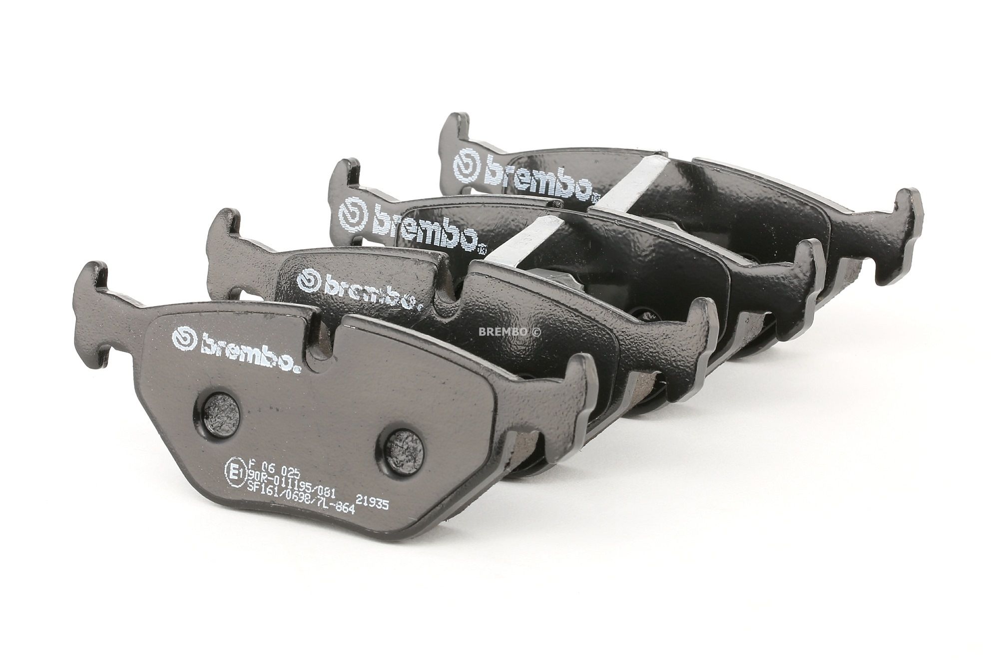 BREMBO Jarrupalat BMW,ROVER,MG P 06 025 34111164627,34211160533,34211164499 Jarrupalasarja,Jarrupala, Levyjarru 34211164501,34212157574,34212157575