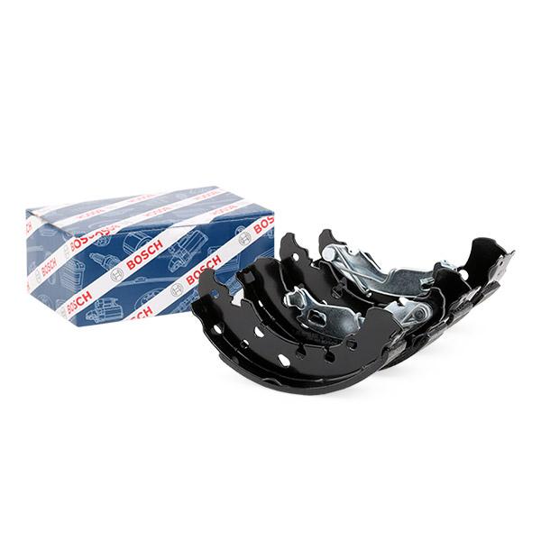 BOSCH Jarrukengät OPEL,FIAT,PEUGEOT 0 986 487 702 77366054,4241P0,4241P3 Jarrukenkäsarja 77362449,77362929,77363855,77364029,77364744,77364817,1605107