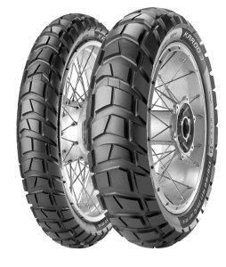 Metzeler KAROO 3 ( 130/80-17 TL 65R takapyörä, M+S-merkintä, M/C )