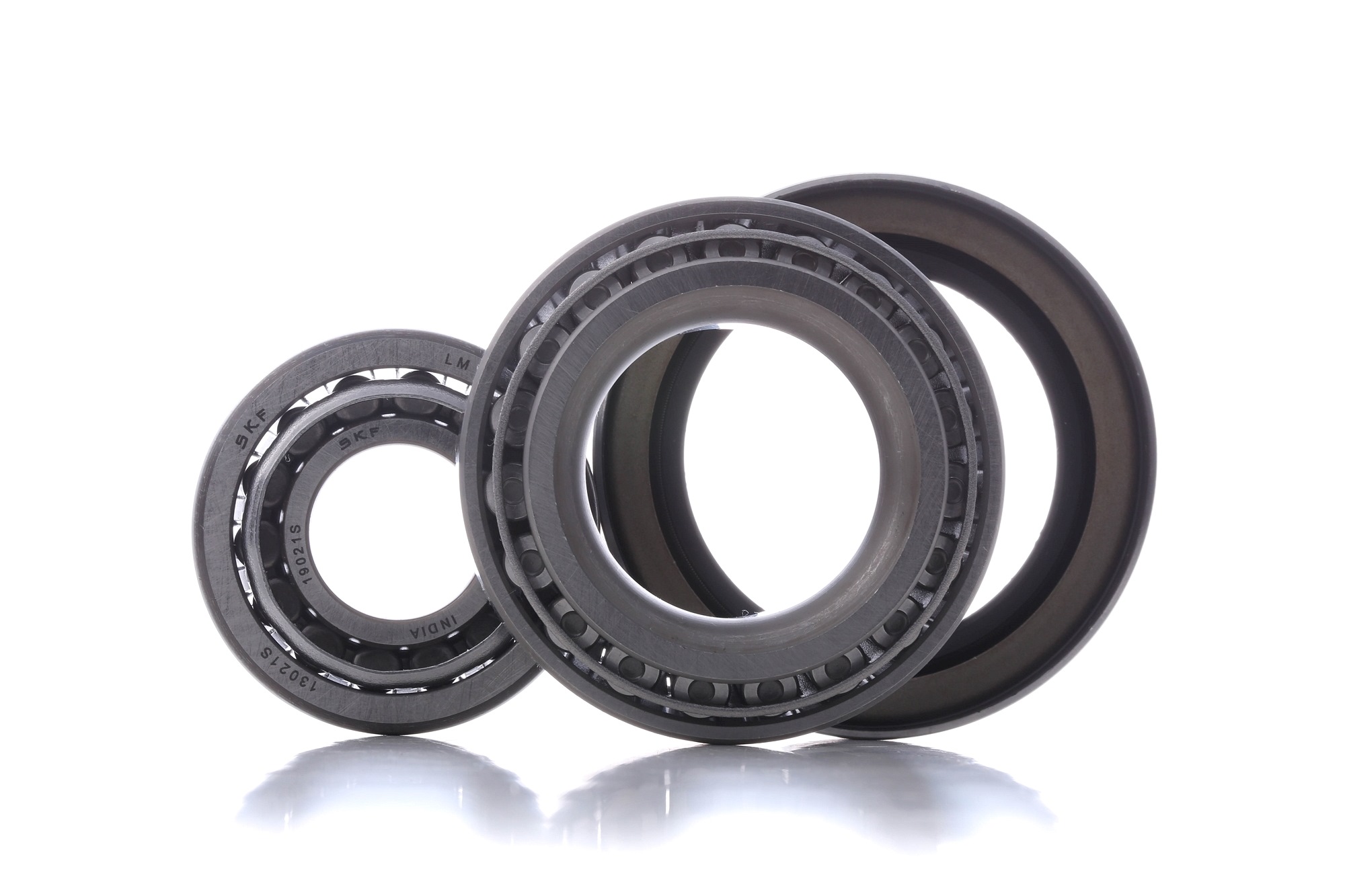 SKF Pyöränlaakerit MERCEDES-BENZ VKBA 941 119002140801,119002141301,60523333 Pyöränlaakerisarja 31212634103,31212634106,4096101,4096104,1583567,328018