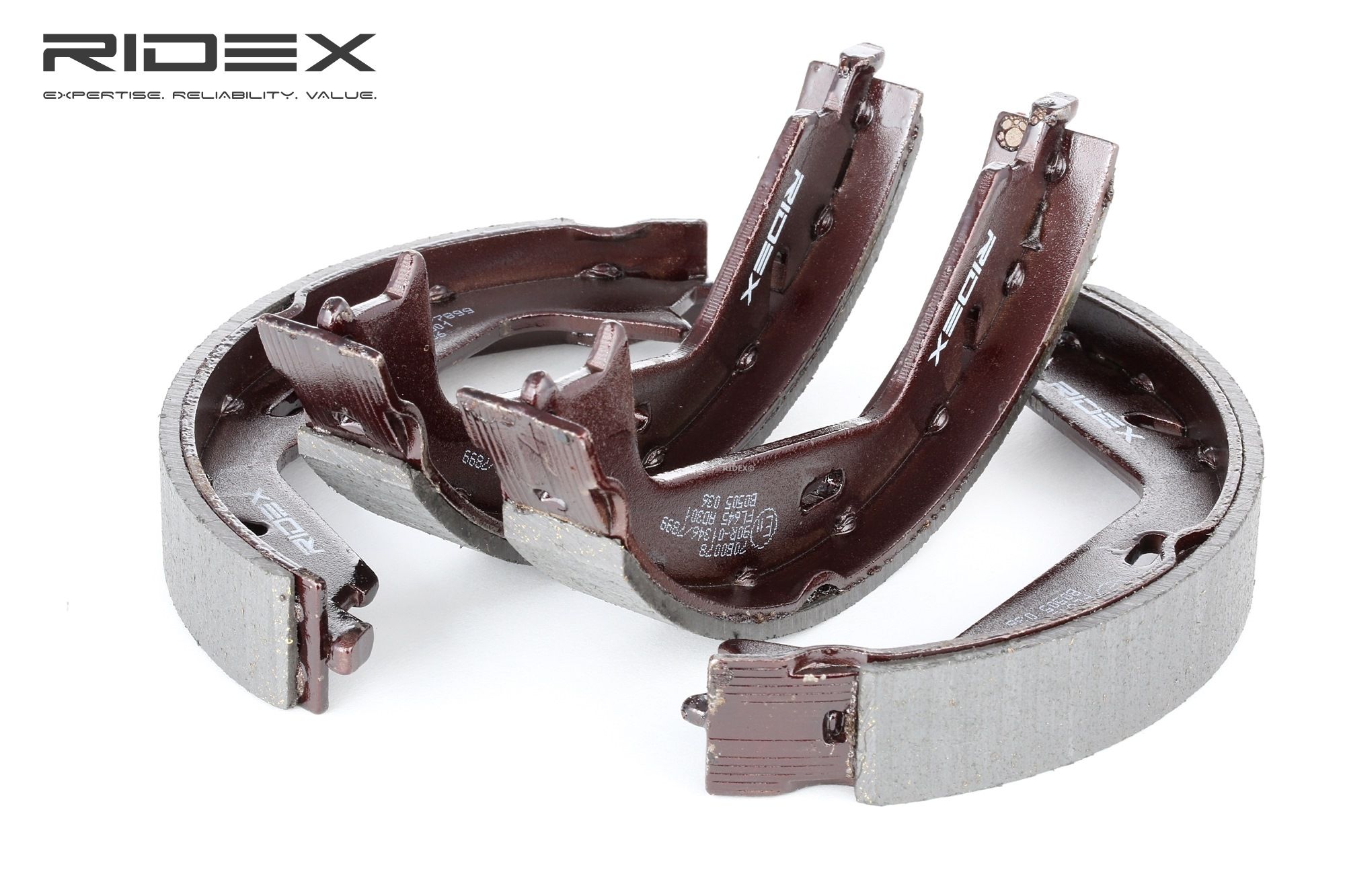 RIDEX Jarrukengät VOLVO,LEXUS 70B0078 272398,2723989,274271 Jarrukenkäsarja 274504,274508,31262869,31262874,8623137,8623138